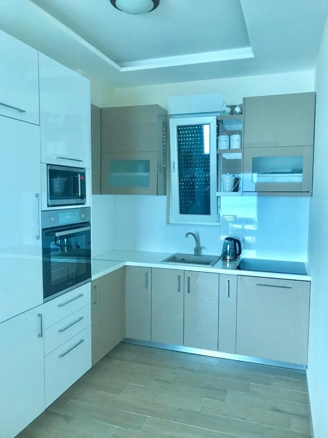 Lux Apartments Krasići Exteriér fotografie